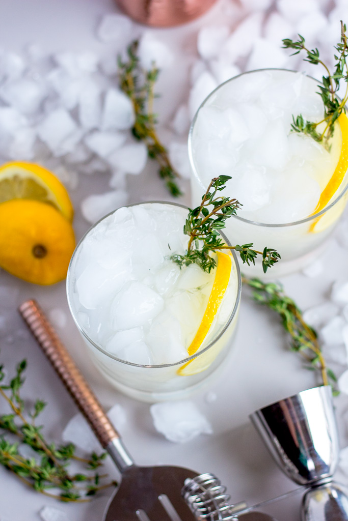 Limoncello and Thyme Gin Cocktail - bits and bites