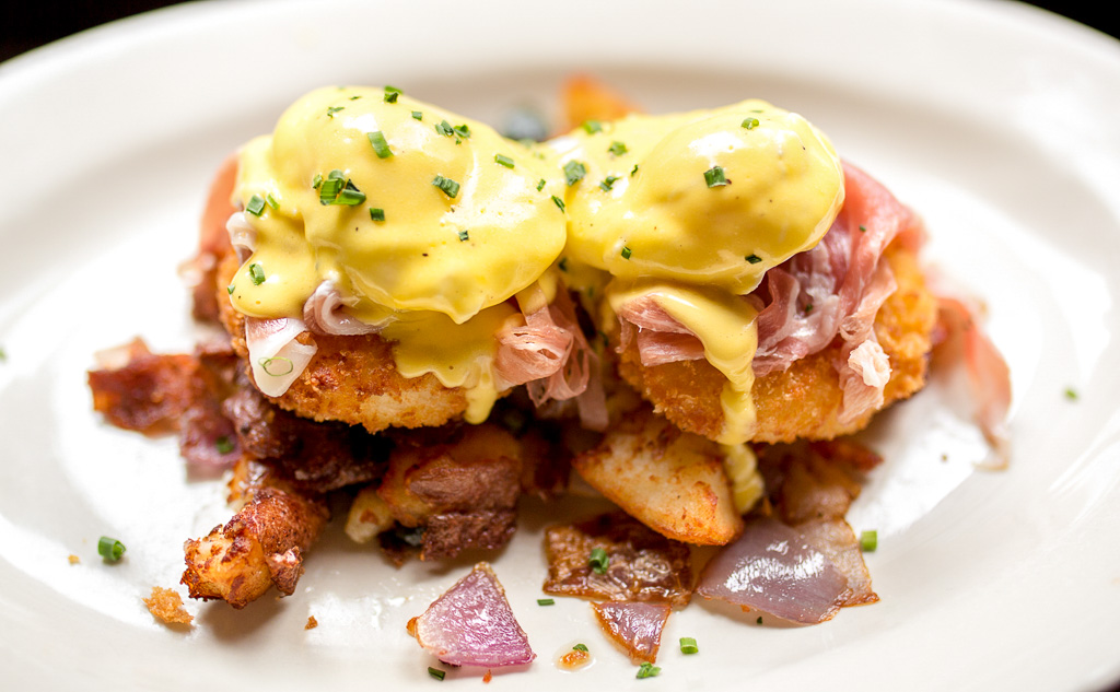 Best Brunch Spots in Chicago - bits and bites