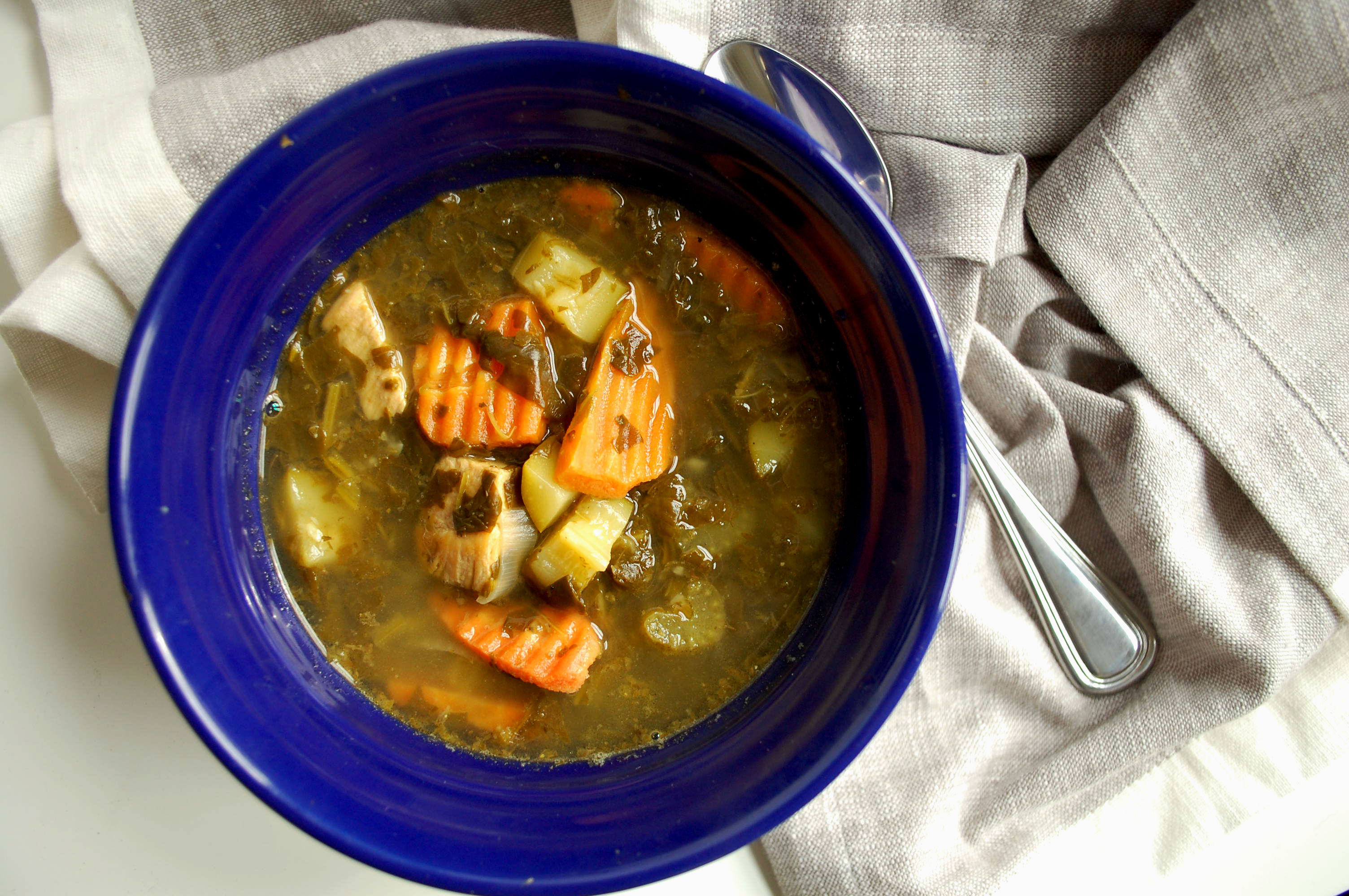 Lemon Oregano Chicken Soup with Zucchini + Spinach - bits and bites