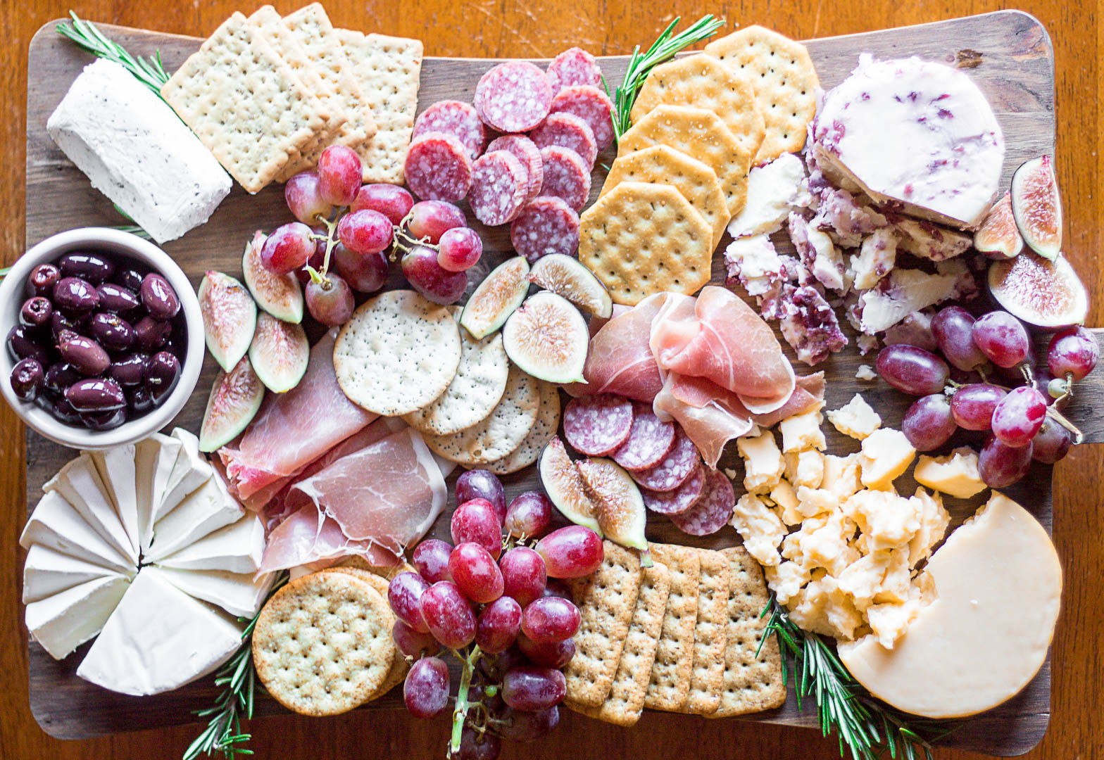 this thanksgiving charcuterie board is the perfect easy thanksgiving appetizer for a small crowd.