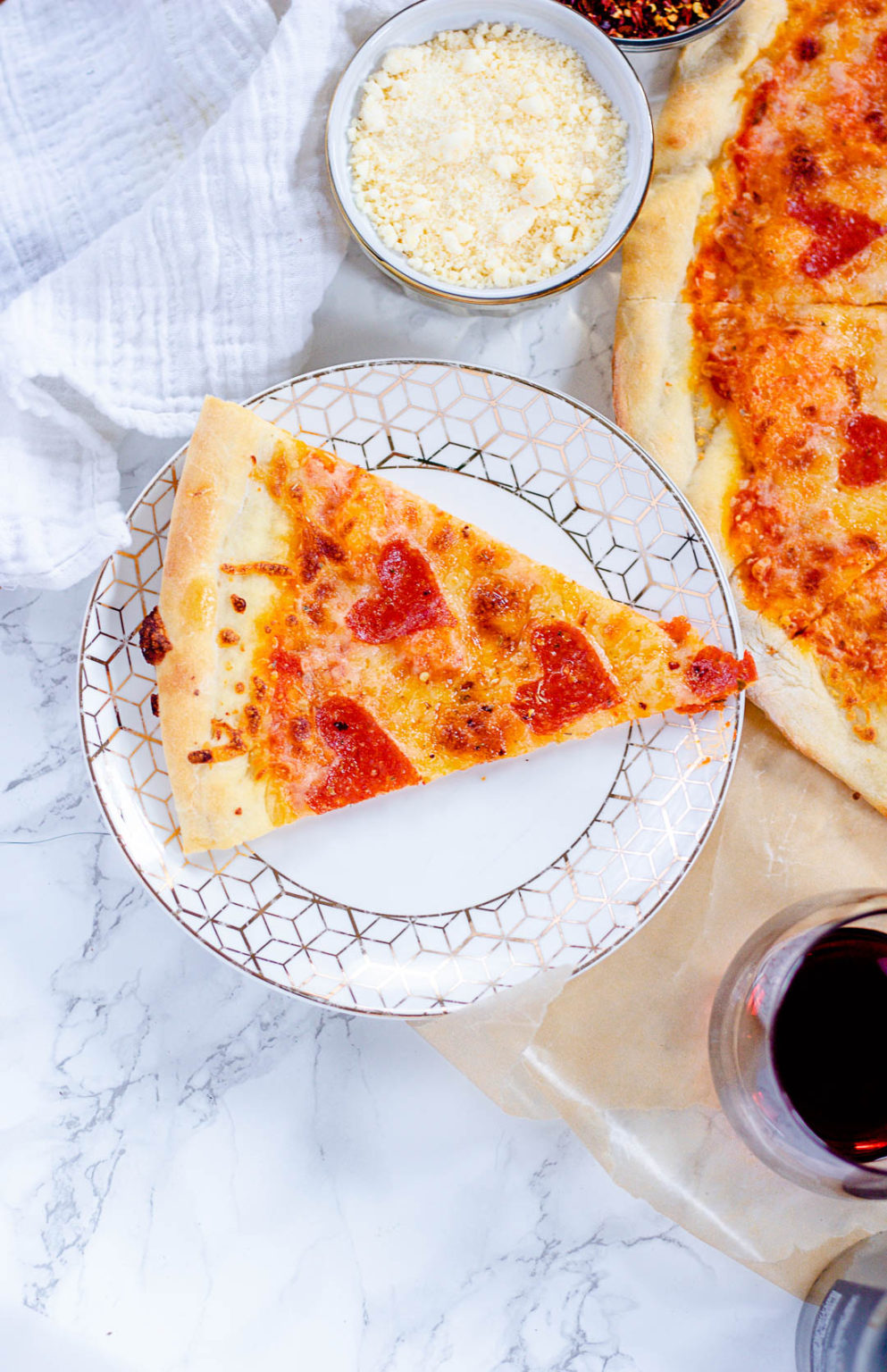 110+ Perfect Pizza Captions for Instagram bits and bites