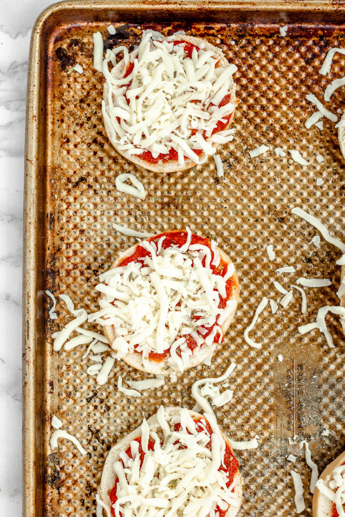 Air fryer bagel bites are so easy to make homemade! These mini pizza bagels are the best easy appetizer recipe or they make for a really quick dinner recipe. This is a great recipe for kids, too! 