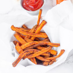 These healthy air fryer carrot fries are one of the best air fryer fries recipes. They are perfect for any weeknight dinner side dish recipe, and are one of the easiest ways to cook carrots!