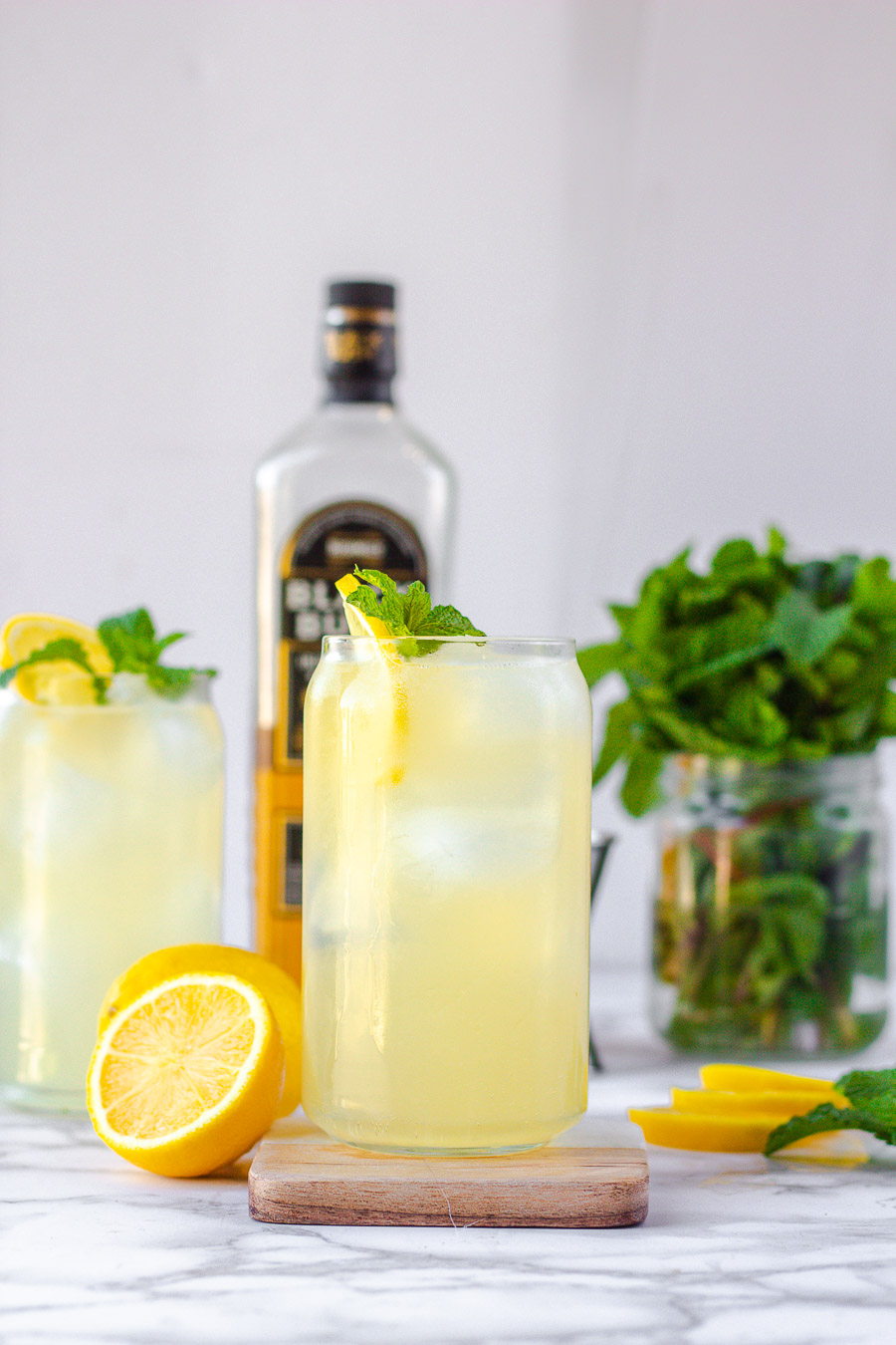 SUMMER WHISKEY COCKTAILS - IRISH LEMONADE - bits and bites