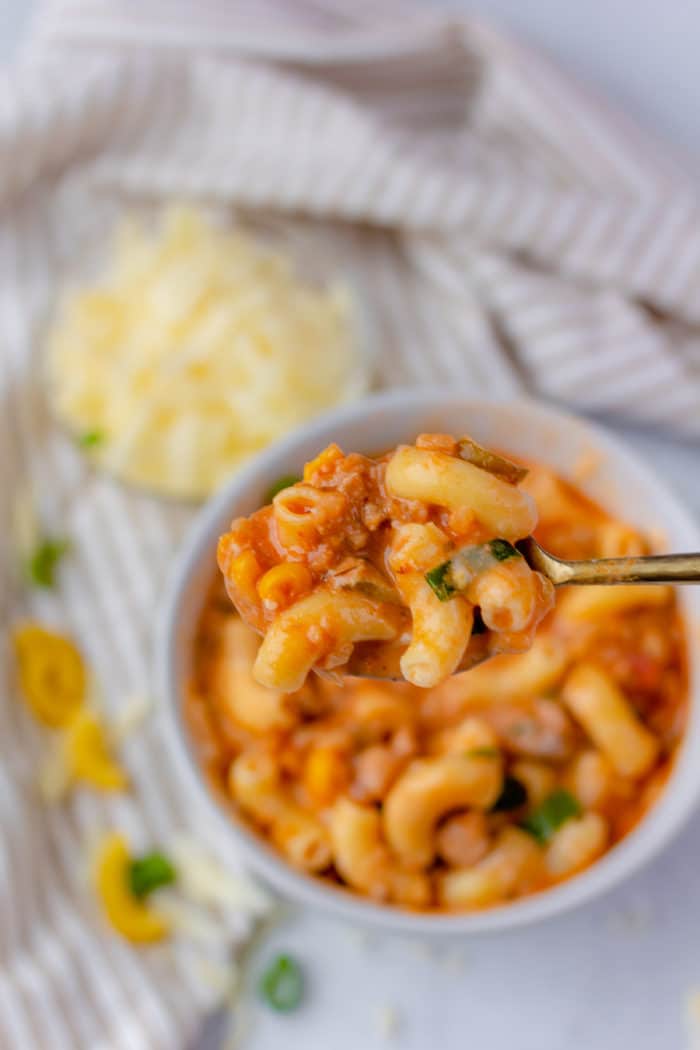 Chili mac is one of my favorite fall meals to make. It reminds me of an annual fall family party at my grandma and grandpa's, my grandma would make chili and mac and cheese. Then, it was DIY chili mac, which is how I like to make mine.