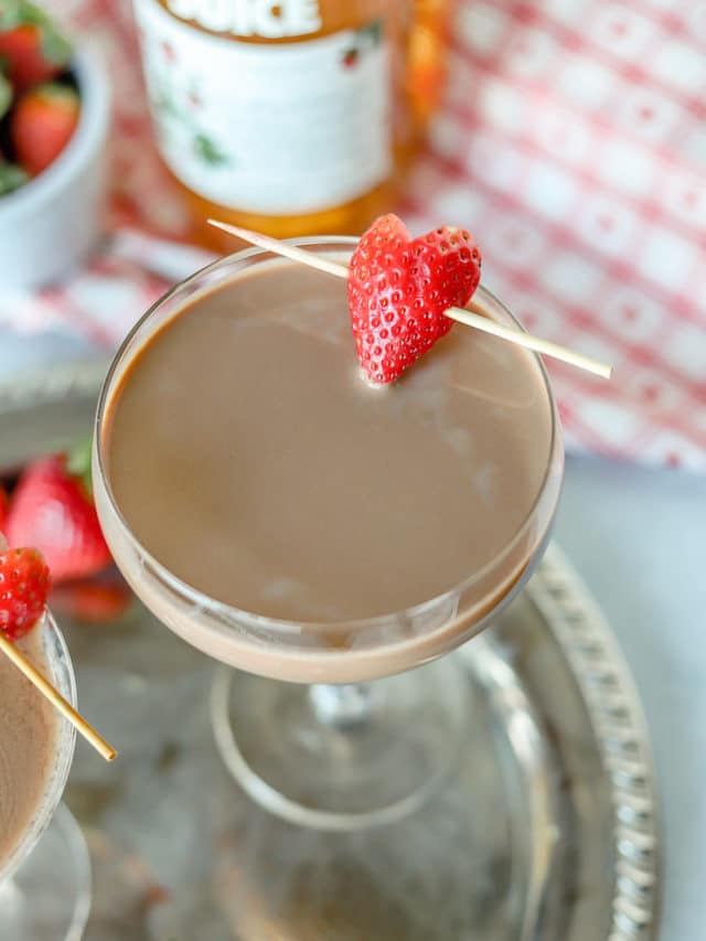 ChocolateCovered Strawberry Martini bits and bites
