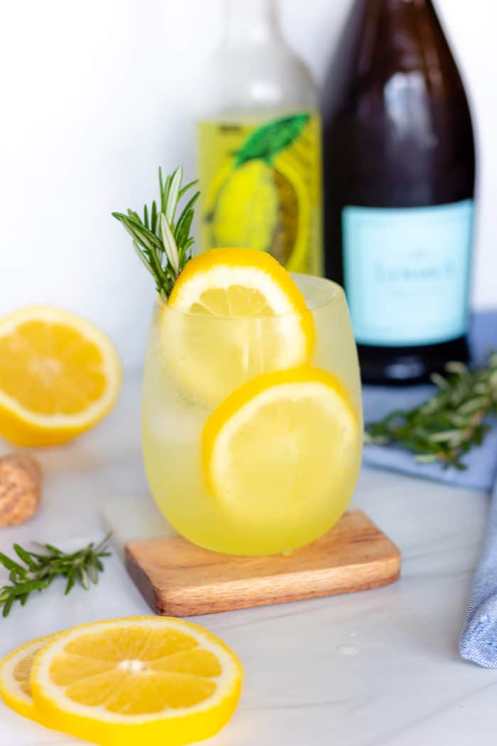 If you know the traditional Aperol Spritz recipe, this Limoncello spritz is just like that, except with limoncello! It's super simple and one of my favorite prosecco cocktails. It's a great limoncello cocktail to drink all year round. In the winter during the citrus season, it tastes like sunshine and in the summer during those long summer nights, it's bubbly, crisp, and refreshing.