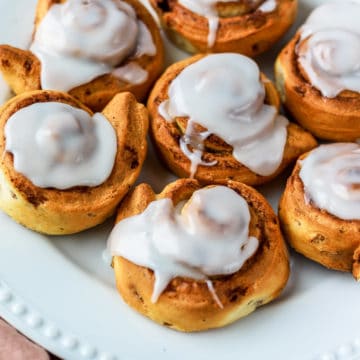 Making air fryer cinnamon rolls is one of the easiest ways to cook refrigerated cinnamon rolls! In just a few minutes you have one of the best brunch treats.