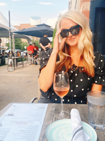 are you looking for the best patios in Chicago? Here are some of my favorite outdoor dining options in Chicago