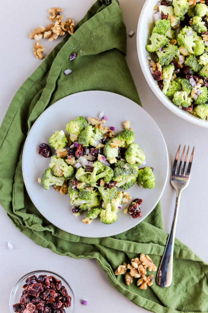 I love this broccoli crunch salad! It is one of my favorite summer side dish recipes, and it is so easy to make at home.