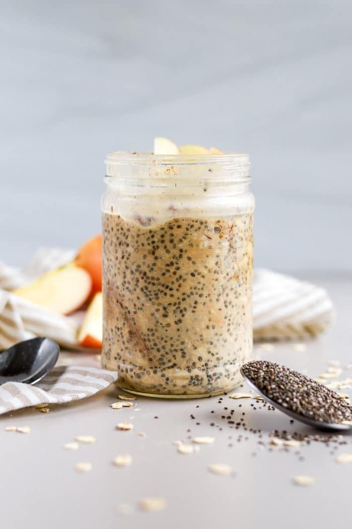I love a simple overnight oats recipe. It takes a few minutes to make every night and then it is so nice having breakfast ready for you in the morning. These peanut butter overnight oats are one of my favorite overnight oats variations to make right now.