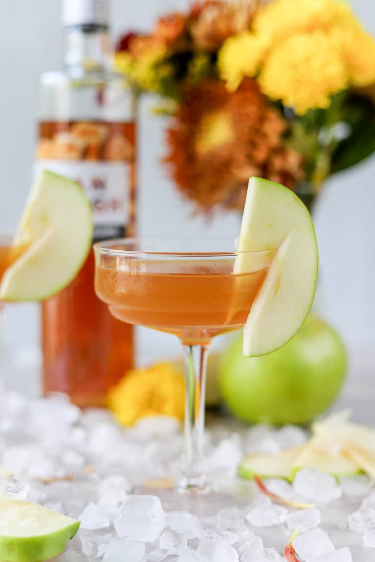 This caramel apple martini is such a delicious fall martini recipe! It's 2 ingredients, super simple and it is love at first sip, trust me.