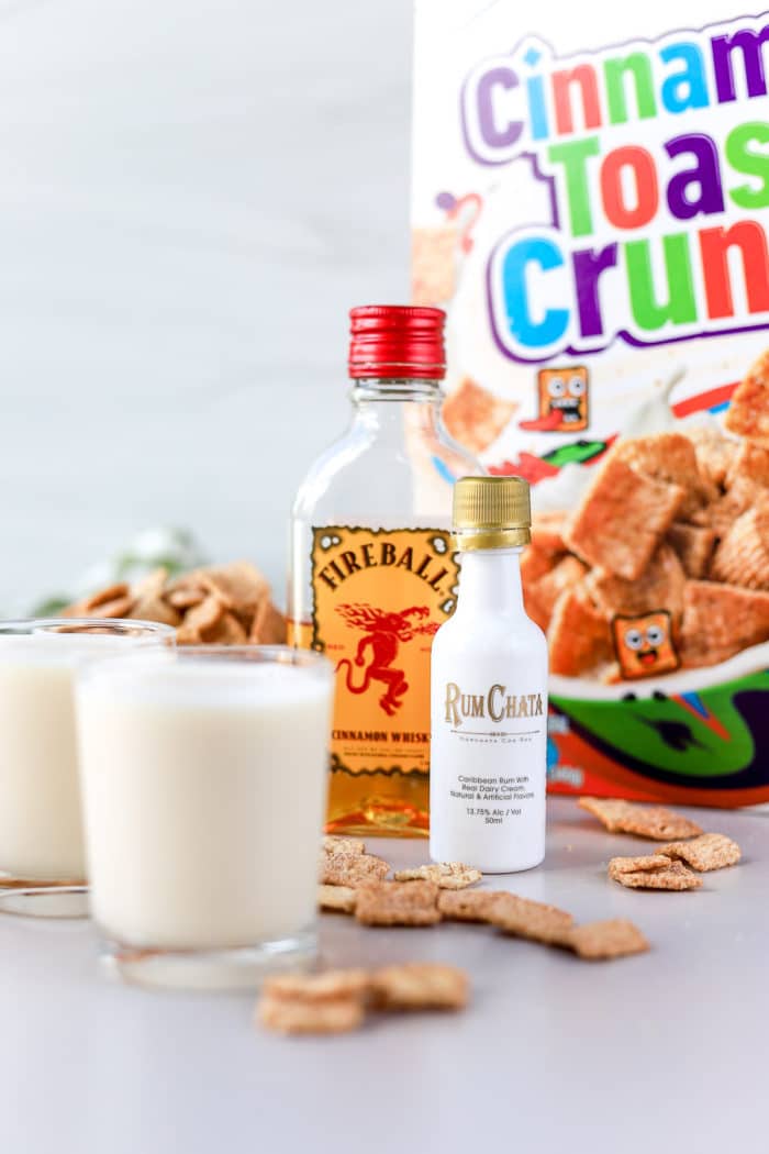 What is a cinnamon toast crunch shot? A cinnamon toast crunch shot is combining equal parts RumChata and Fireball for this sweet and creamy shot.