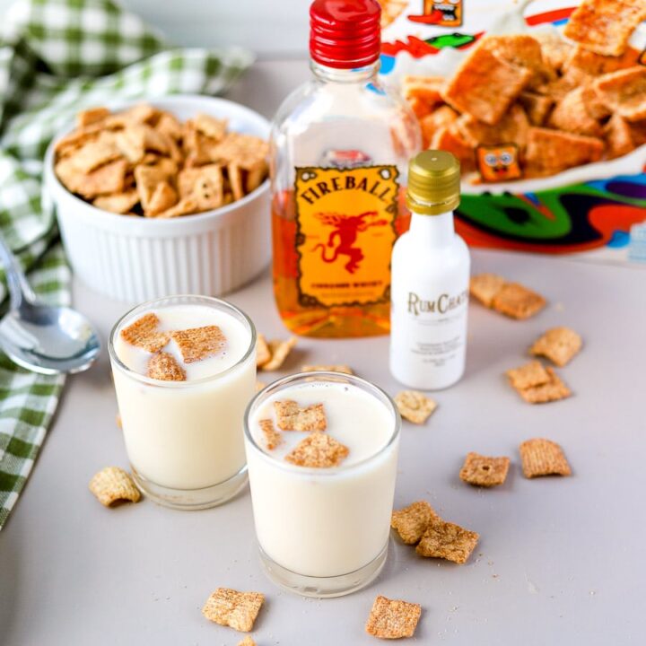 Cinnamon Toast Crunch Shot (RumChata and Fireball!) bits and bites