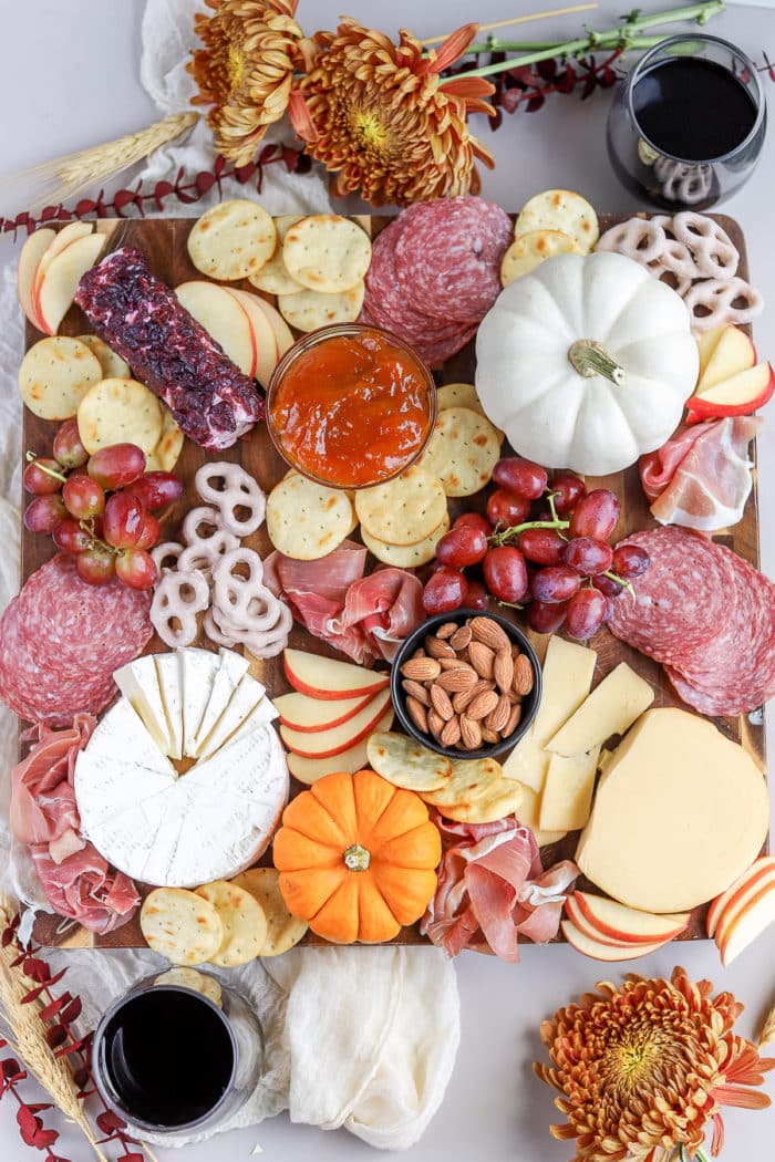 I love making seasonal charcuterie boards, and this fall charcuterie board is so perfect and full of fall flavors! It's easy to put together and you have a little bit of everything.