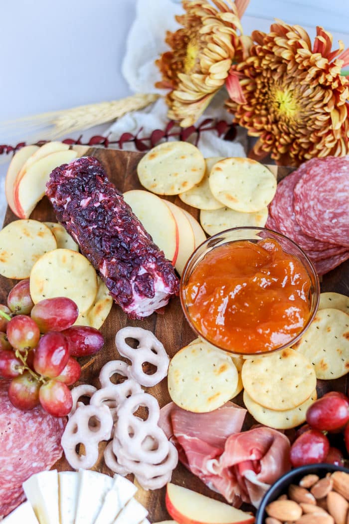 I love making seasonal charcuterie boards, and this fall charcuterie board is so perfect and full of fall flavors! It's easy to put together and you have a little bit of everything.