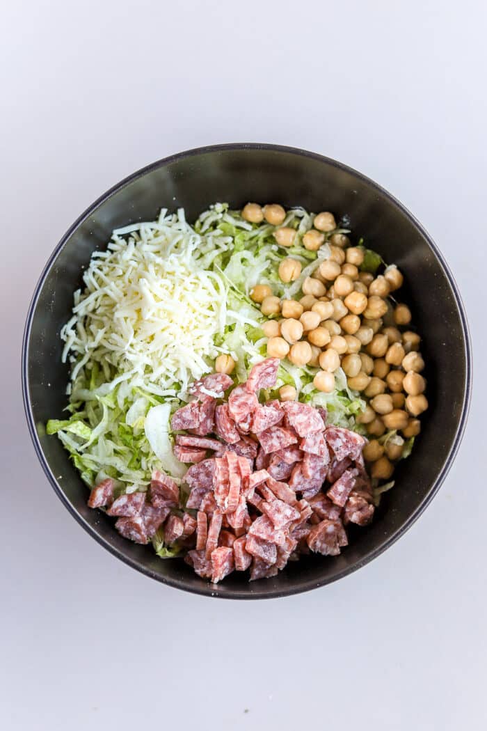 I can't say I've ever been to La Scala, but what I can say is that I get why the Kardashians claim the La Scala Chopped Salad to be one of their favorite salads. This copycat recipe is amazing.