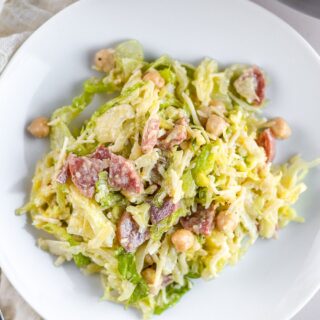 I can't say I've ever been to La Scala, but what I can say is that I get why the Kardashians claim the La Scala Chopped Salad to be one of their favorite salads. This copycat recipe is amazing.