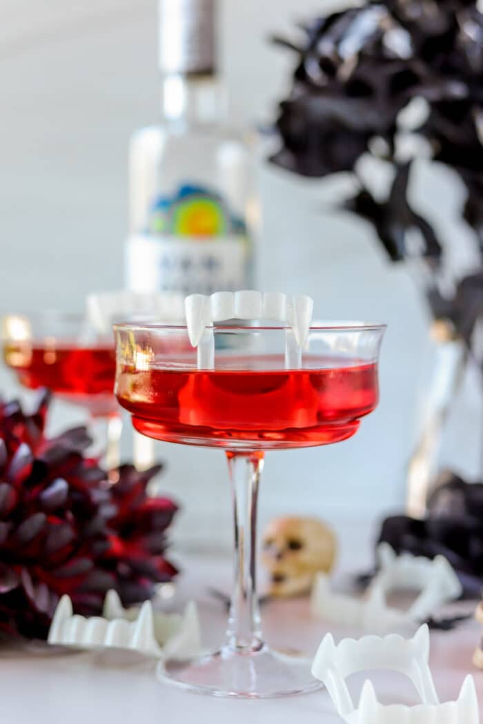 If you're looking for a fun Halloween martini recipe, this Vampire's Kiss cocktail is so cute and delicious! It's simple to make and perfectly sweet and tart.