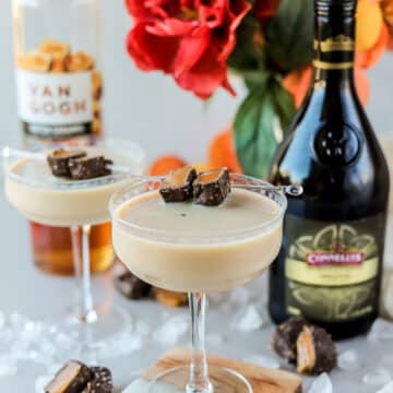 This salted caramel martini is one of my favorite dessert martini recipes for fall and winter. It's perfectly sweet, creamy and so cozy.
