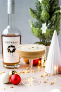 Peanut Butter Whiskey Drinks: 3 Holiday Cocktails with Skrewball - bits
