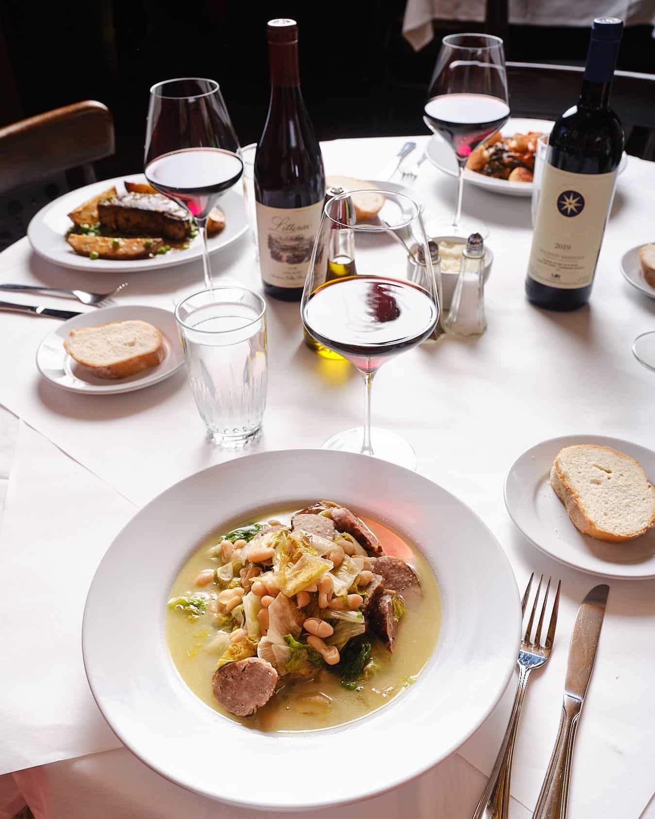 The Best Chicago Valentine's Day Restaurants (2024 Updated!)