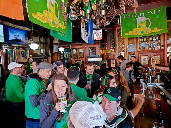 St. Patrick's Day in Chicago is always a good time. If you're looking for a place to celebrate here some of the best Irish pub Chicago has to offer.