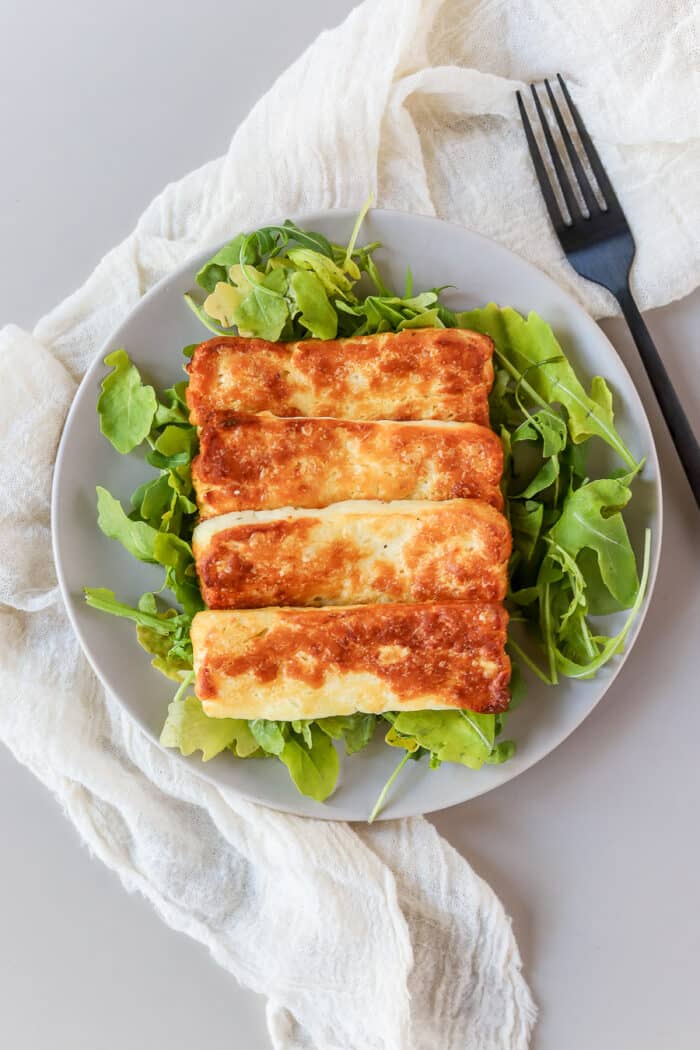 air fryer halloumi is so delicious and easy to make!