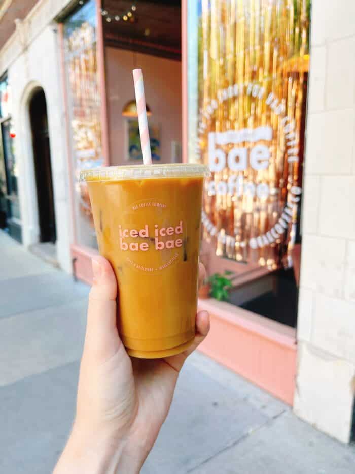 Iced latte vs iced coffee, what is truly the difference? Both can be delicious and refreshing coffee beverages, but let's figure out the main difference between the two to help you figure out which one you will like best. 