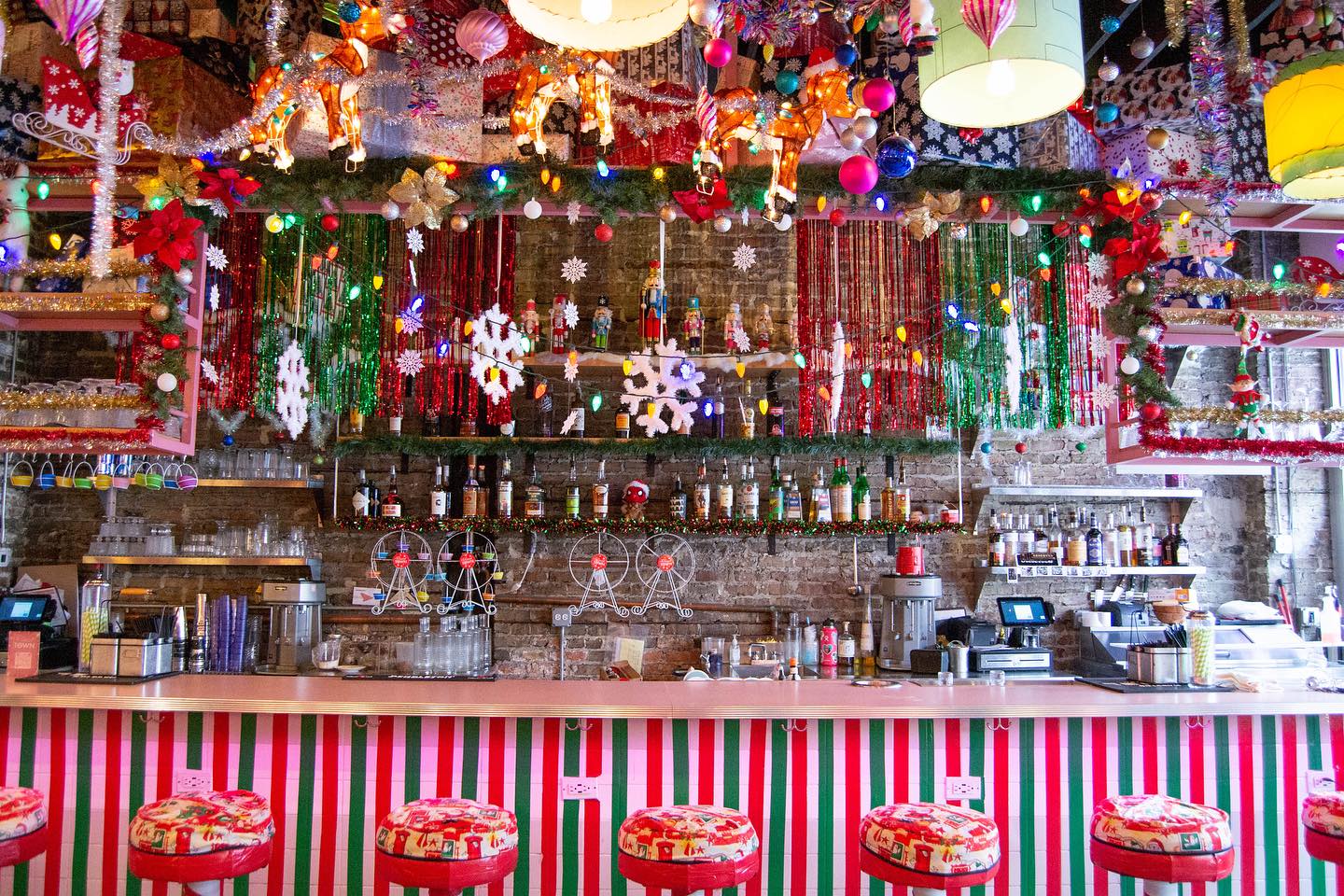 best christmas bars chicago 2023 - tinseltown at Pink Squirrel.