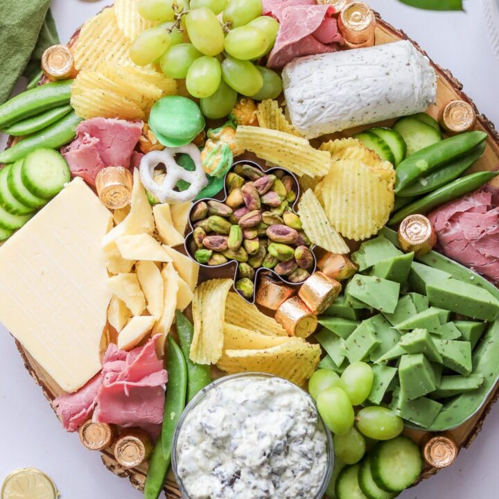 st. patrick's day charcuterie board