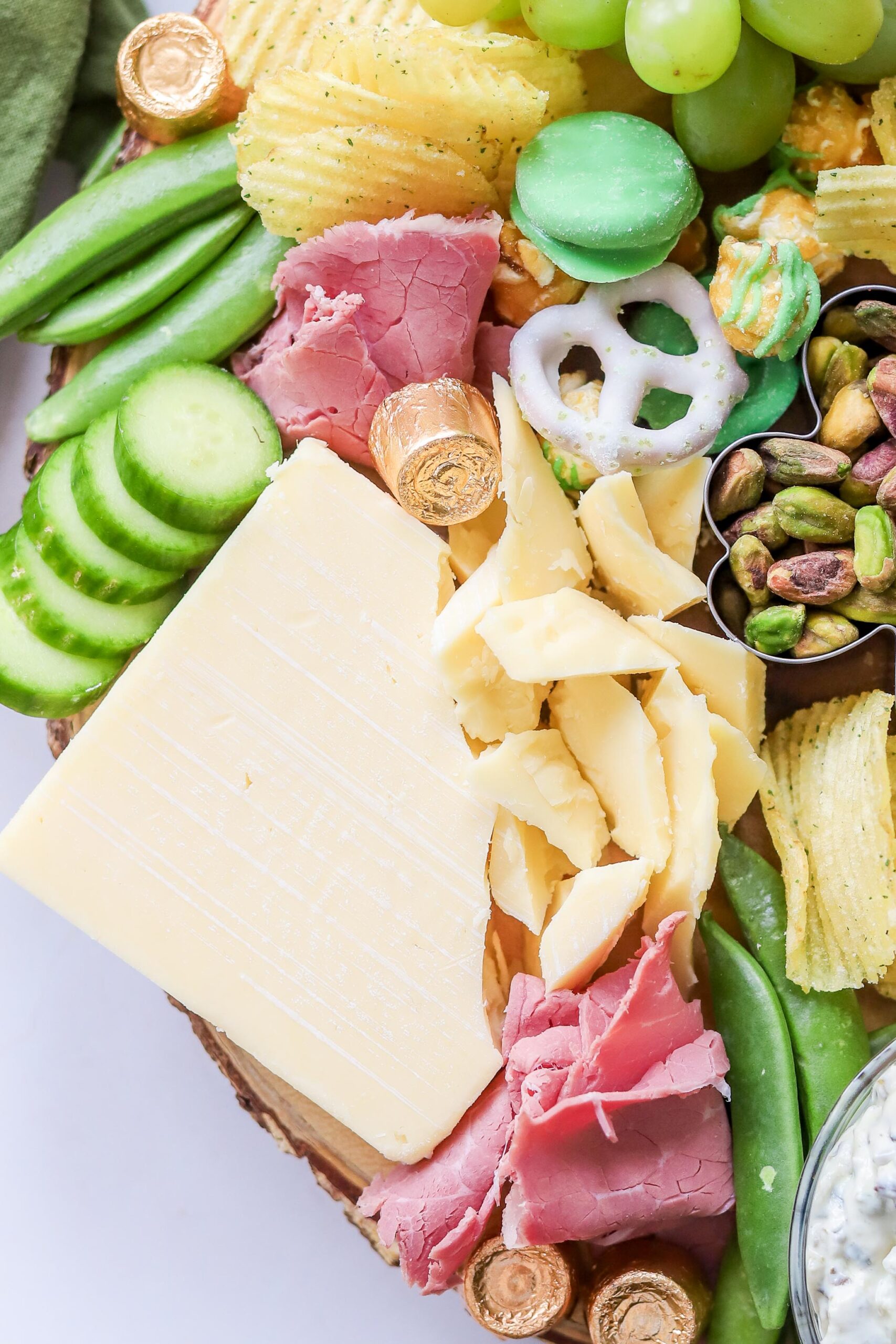 st. patrick's day charcuterie board