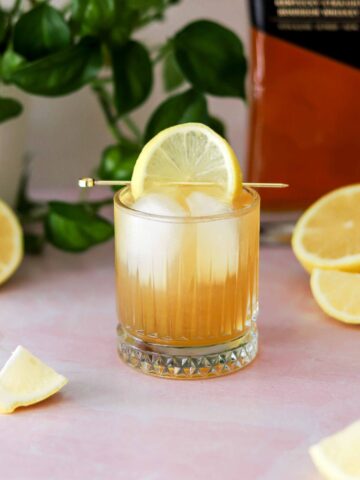 gold rush cocktail