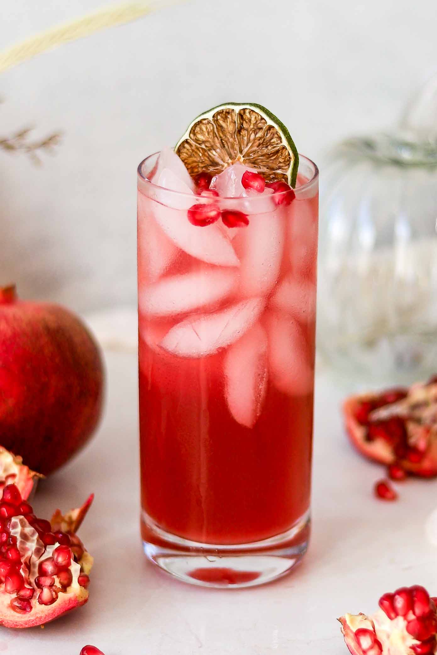 pomegranate gin fizz