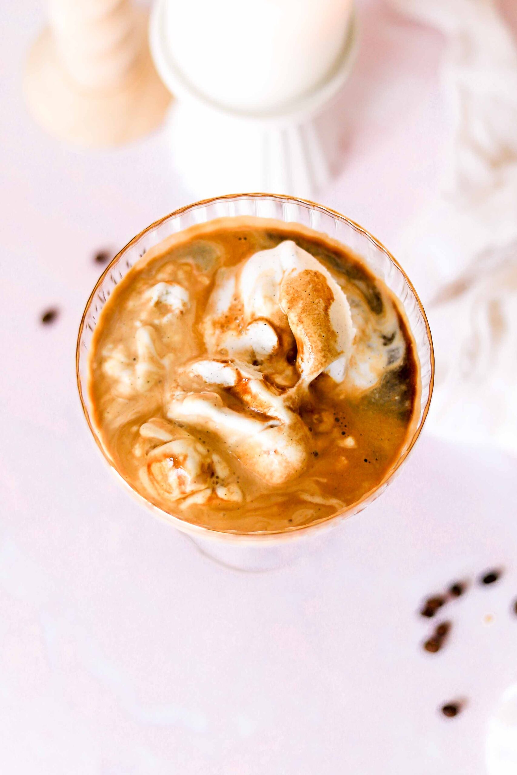 amaretto affogato